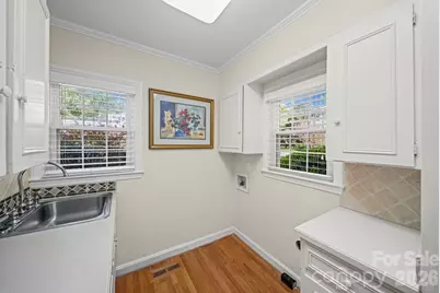 300 W 11th Avenue, Gastonia, NC 28052 - Photo 35