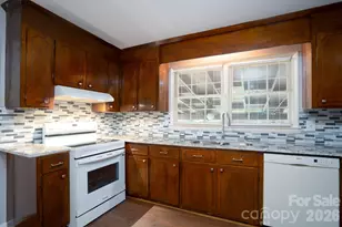 5742 Faulconbridge Rd, Charlotte, NC 28227 - Photo 11