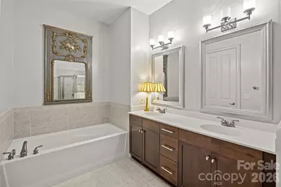 5425 Closeburn Road #215, Charlotte, NC 28210 - Photo 15