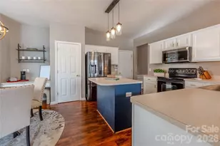 3001 Azalea Hills Dr, Charlotte, NC 28262 - Photo 13