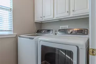 3001 Azalea Hills Dr, Charlotte, NC 28262 - Photo 19