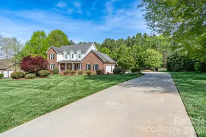 176 Spring Forest Drive, Statesville, NC 28625 - Photo 5