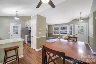 417 Soquili Dr, Brevard, NC 28712 - Photo 5