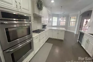 3928 Widgeon Way, Waxhaw, NC 28173 - Photo 3