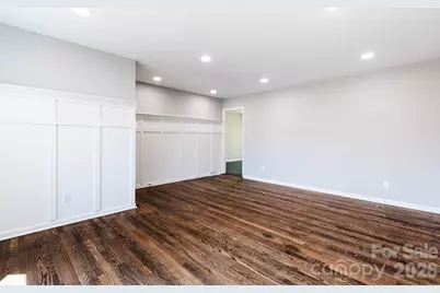 8 Hillview Road, Asheville, NC 28805 - Photo 13