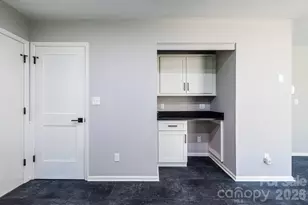 8 Hillview Rd, Asheville, NC 28805 - Photo 19