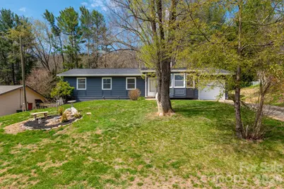 8 Hillview Road, Asheville, NC 28805 - Photo 3