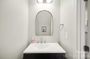 5705 Mossdale Ln, Charlotte, NC 28278 - Photo 19