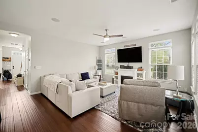 5705 Mossdale Lane, Charlotte, NC 28278 - Photo 7