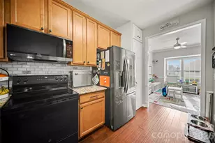 5705 Mossdale Ln, Charlotte, NC 28278 - Photo 15