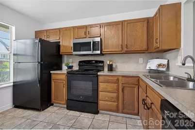 8214 Circle Tree Lane, Charlotte, NC 28277 - Photo 7