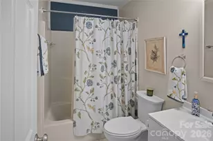 335 Melrose Ave, Tryon, NC 28782 - Photo 17