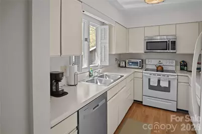 335 Melrose Avenue #103, Tryon, NC 28782 - Photo 27