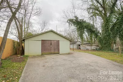 303 Devine Avenue, Belmont, NC 28012 - Photo 17