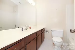 2000 Lawton Bluff Rd, Charlotte, NC 28226 - Photo 17