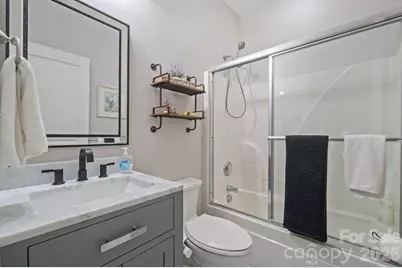 16515 Amberside Road E, Cornelius, NC 28031 - Photo 33