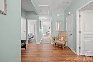 16515 Amberside Rd E, Cornelius, NC 28031 - Photo 5