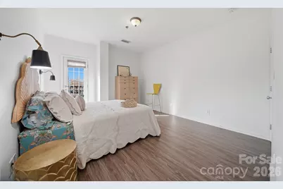 1410 4th Street Drive NW #205, Hickory, NC 28601 - Photo 17