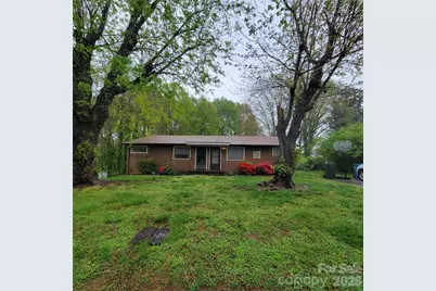 475 13th Avenue NE, Hickory, NC 28601 - Photo 17