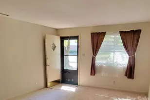 475 13th Ave NE, Hickory, NC 28601 - Photo 5