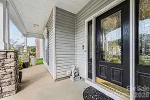 10907 Huntington Meadow Ln, Charlotte, NC 28273 - Photo 5