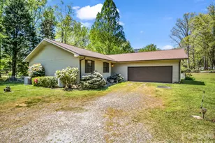 80 Fox Briar Dr, Columbus, NC 28722 - Photo 3