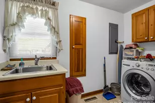 80 Fox Briar Dr, Columbus, NC 28722 - Photo 31