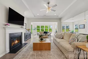 348 W Waterlynn Rd, Mooresville, NC 28117 - Photo 9