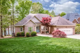 239 Pinnacle Shores Dr, Mooresville, NC 28117 - Photo 1