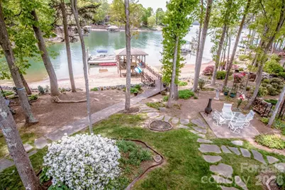 239 Pinnacle Shores Drive, Mooresville, NC 28117 - Photo 11