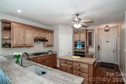 239 Pinnacle Shores Drive, Mooresville, NC 28117 - Photo 17