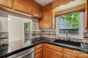 105 Chalice Ct, Statesville, NC 28625 - Photo 17