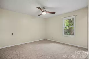 105 Chalice Ct, Statesville, NC 28625 - Photo 23
