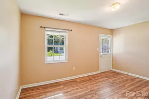 88 Lees Creek Rd, Asheville, NC 28806 - Photo 5