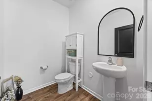 342 Court House Ave, York, SC 29745 - Photo 9