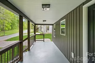 102 W Carolina Ave, Bessemer City, NC 28016 - Photo 3