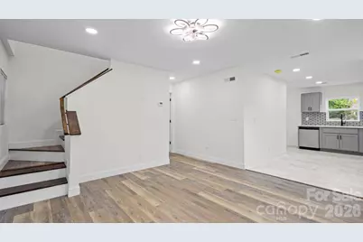 102 W Carolina Avenue, Bessemer City, NC 28016 - Photo 7