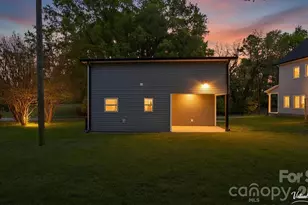 102 W Carolina Ave, Bessemer City, NC 28016 - Photo 27