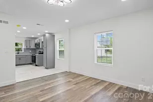 102 W Carolina Ave, Bessemer City, NC 28016 - Photo 11