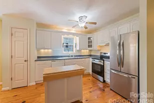 41 Trapper Ln, Waynesville, NC 28785 - Photo 13