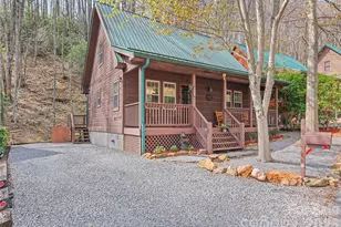 41 Trapper Ln, Waynesville, NC 28785 - Photo 3