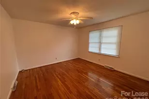 1020 W Catawba Ave, Mount Holly, NC 28120 - Photo 7