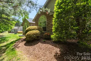 4328 Grassy Dr, Greensboro, NC 27409 - Photo 31