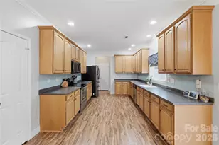 122 Colville Rd, Mooresville, NC 28117 - Photo 9
