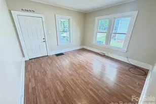 2149 Camp Greene St, Charlotte, NC 28208 - Photo 5