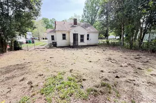 2212 Camp Greene St, Charlotte, NC 28208 - Photo 15