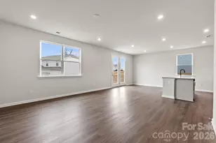 819 Olde England Dr, Lincolnton, NC 28092 - Photo 3