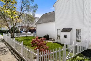 11627 Kingsley View Dr, Charlotte, NC 28277 - Photo 3