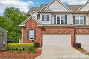 4818 Fonthill Ln, Charlotte, NC 28210 - Photo 1