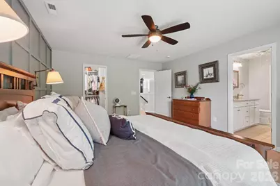 4818 Fonthill Lane, Charlotte, NC 28210 - Photo 17